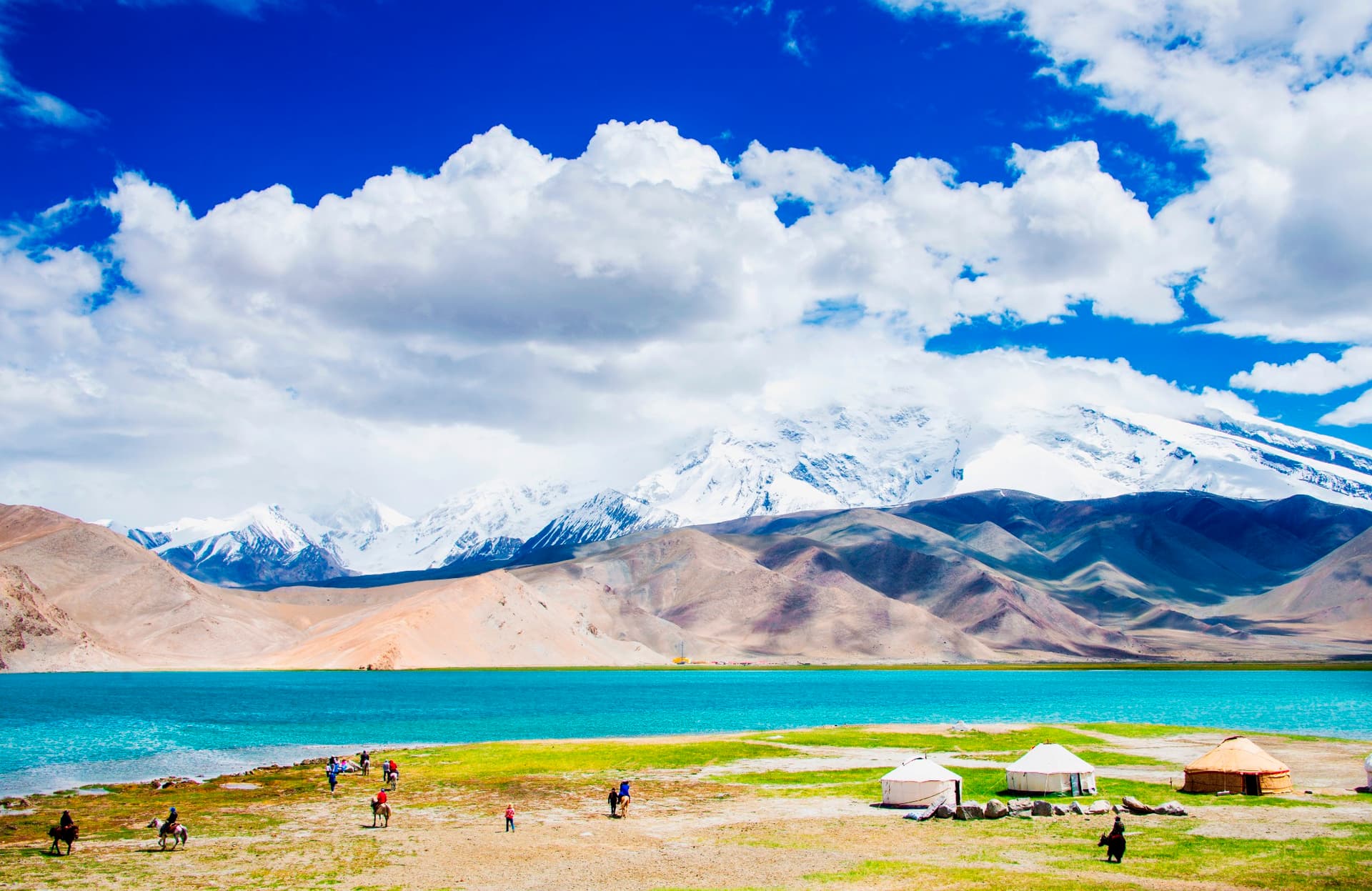 karakul-lake1