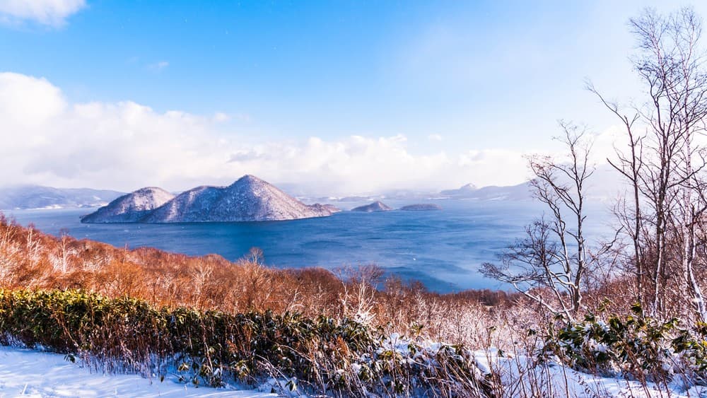 Lake Toya-3