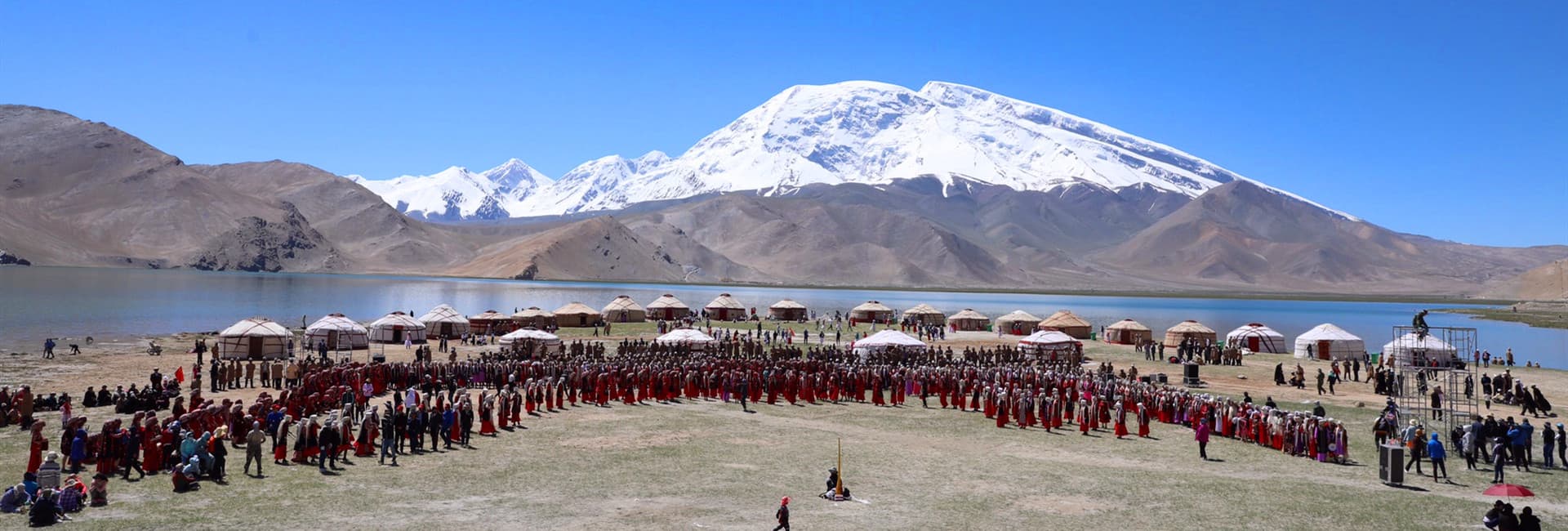 karakul-lake-xinjiang karakul-lake-xinjiang