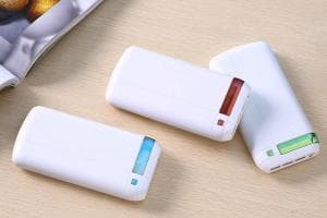 6858de81db326.jpg 充电宝.jpg