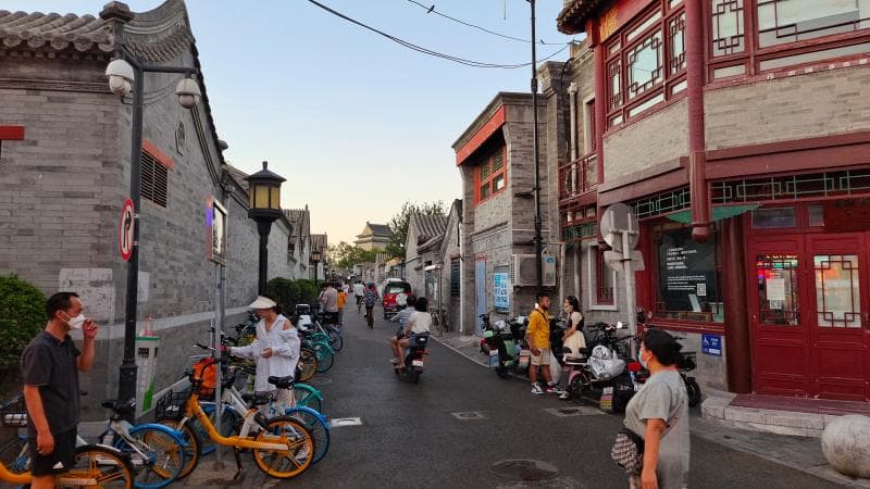 685d0f261cf26.jpg 胡同.jpg